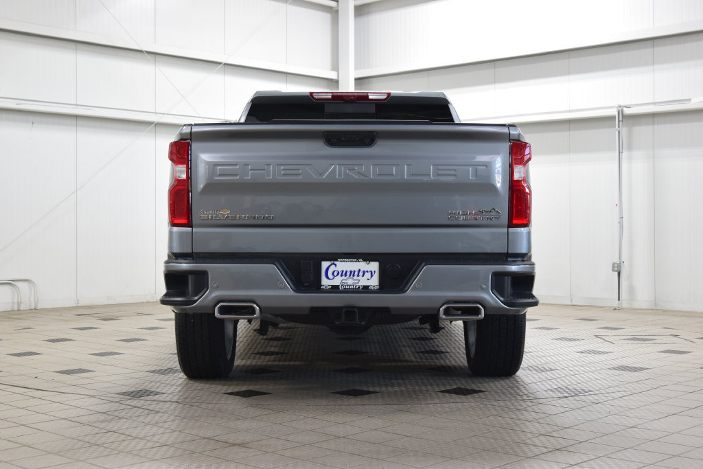 Used 2026 Chevrolet Silverado 1500 High Country w/ High Country Premium Package AWD/4WD image 7