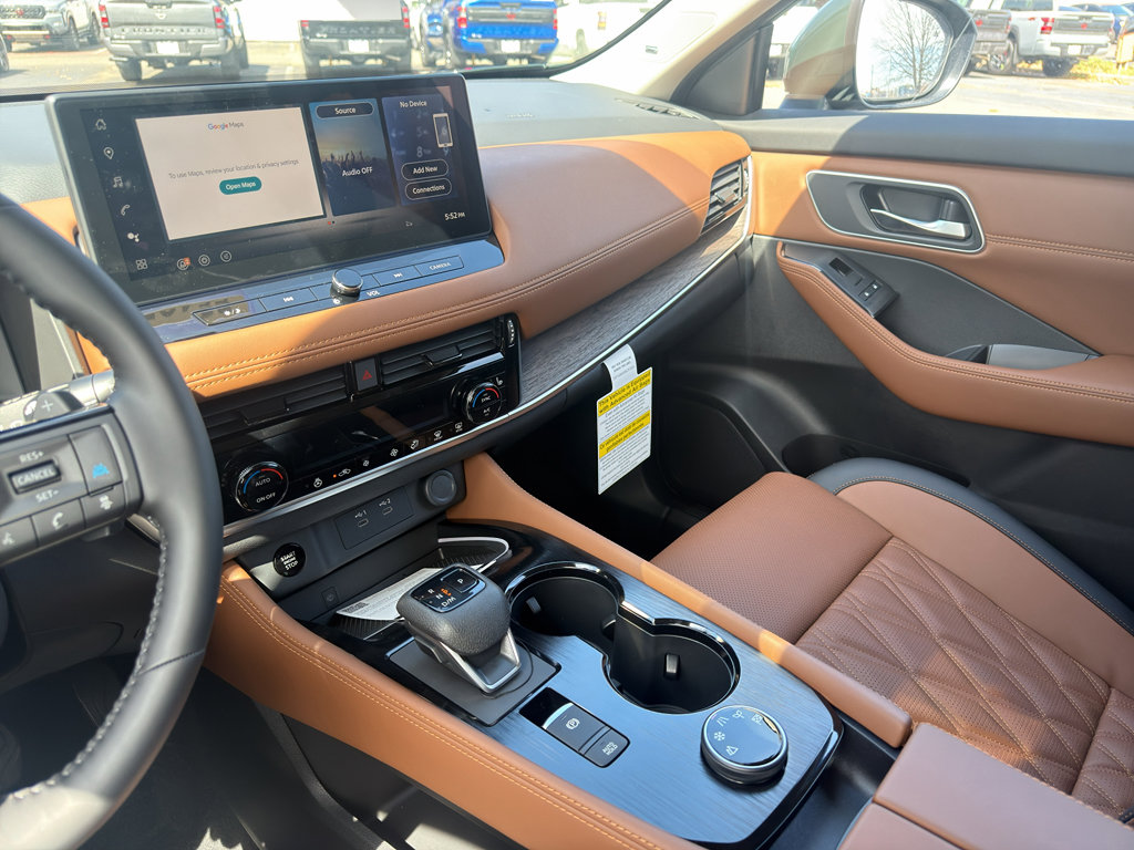 New 2026 Nissan Rogue Platinum image 23