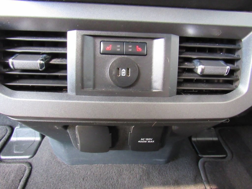 Used 2023 Ford F350 Lariat w/ FX4 Off-Road Package AWD/4WD image 22