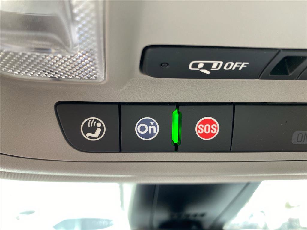 Used 2021 GMC Acadia AT4 w/ Trailering Package AWD/4WD image 17