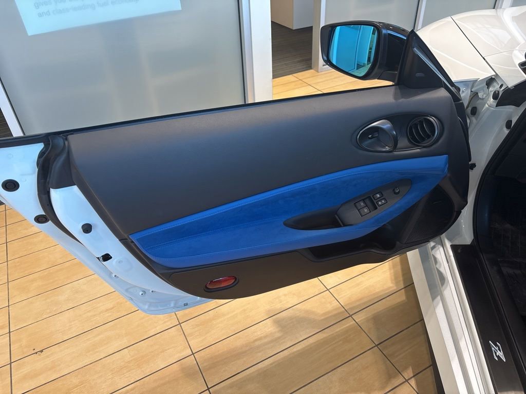 Used 2024 Nissan Z Performance w/ Floor Mat Package image 7