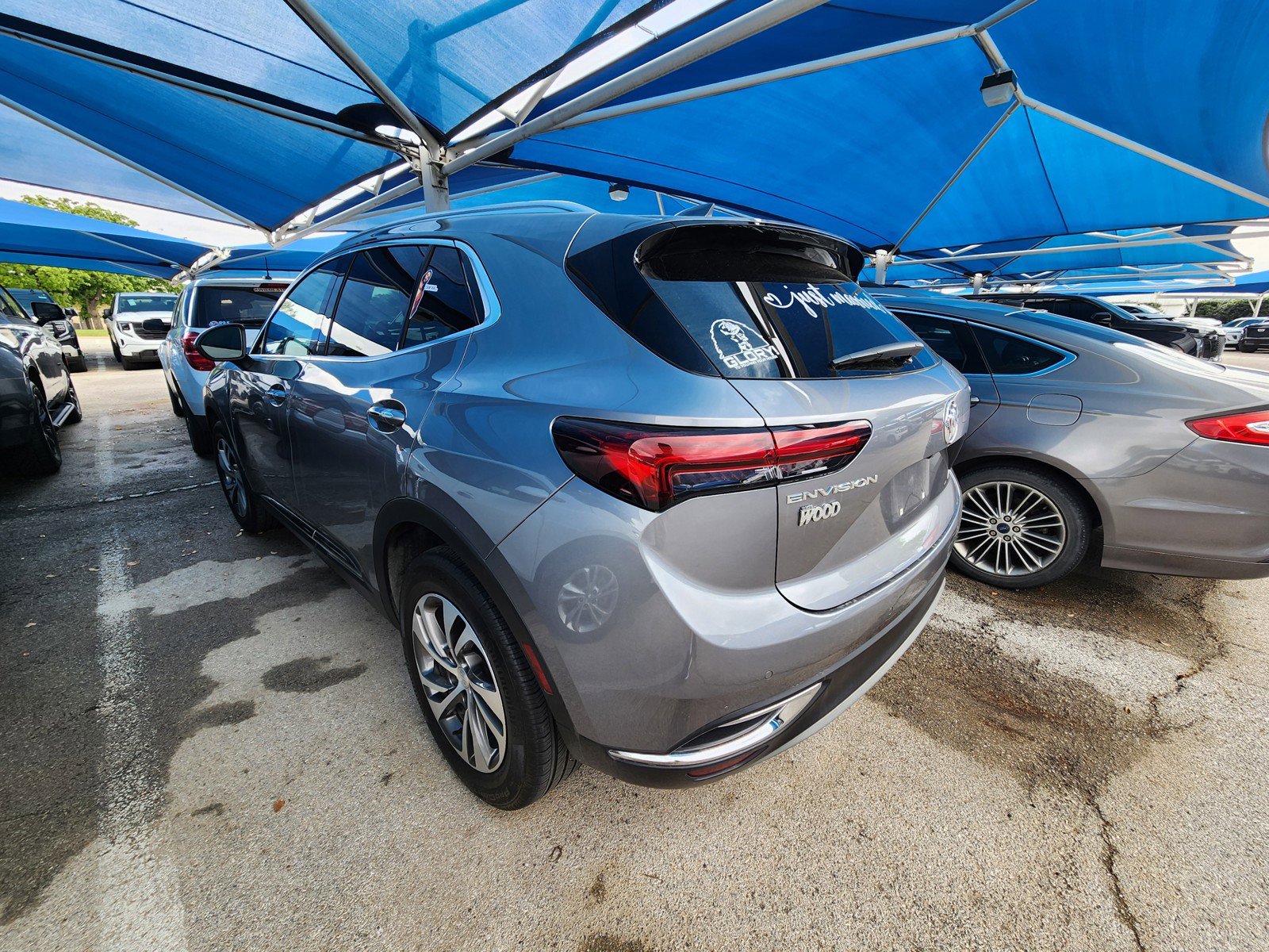 Used 2021 Buick Envision Essence image 3