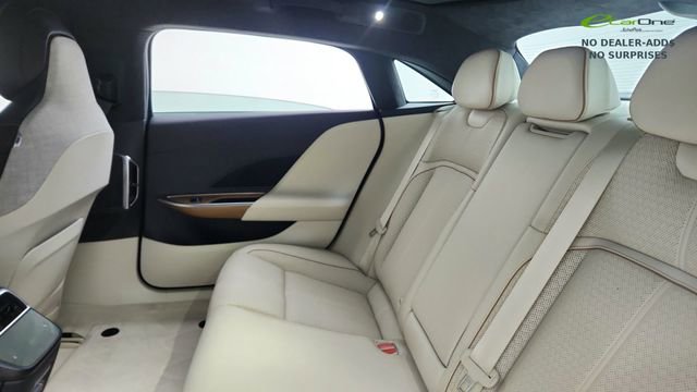 Used 2022 Lucid Air Grand Touring AWD/4WD image 29