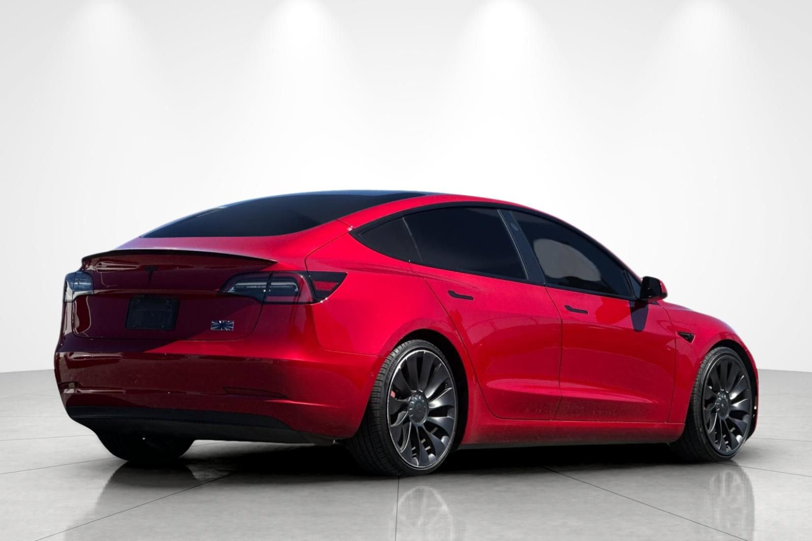 Used 2021 Tesla Model 3 Performance image 5