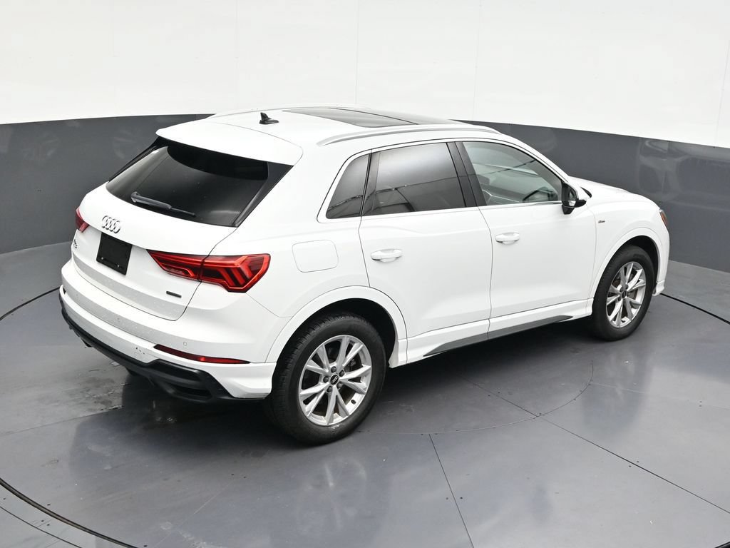 Used 2021 Audi Q3 2.0T Premium w/ Convenience Package AWD/4WD image 19