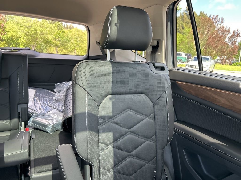 New 2026 Volkswagen Atlas SE FWD image 14