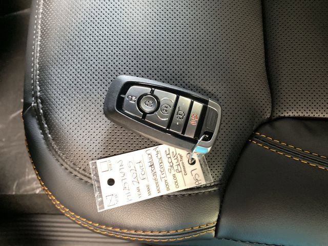 New 2025 Ford Expedition Tremor image 36