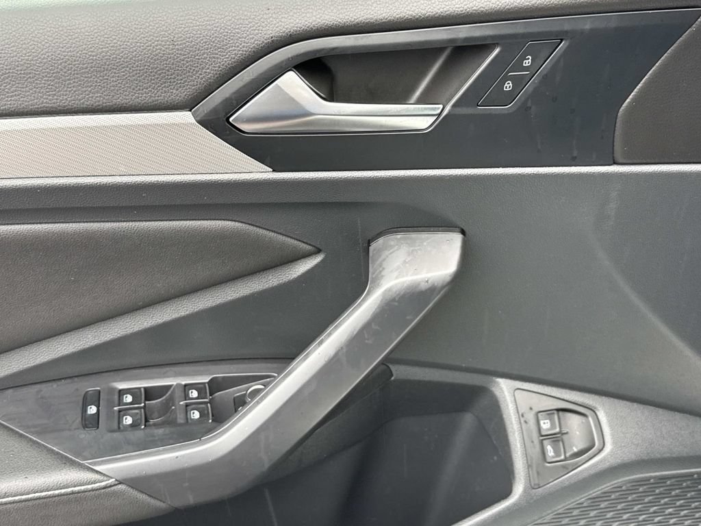 Certified 2024 Volkswagen Jetta Sport FWD image 17