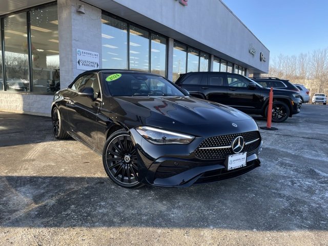 Used 2024 Mercedes-Benz CLE 450 4MATIC Cabriolet image 3