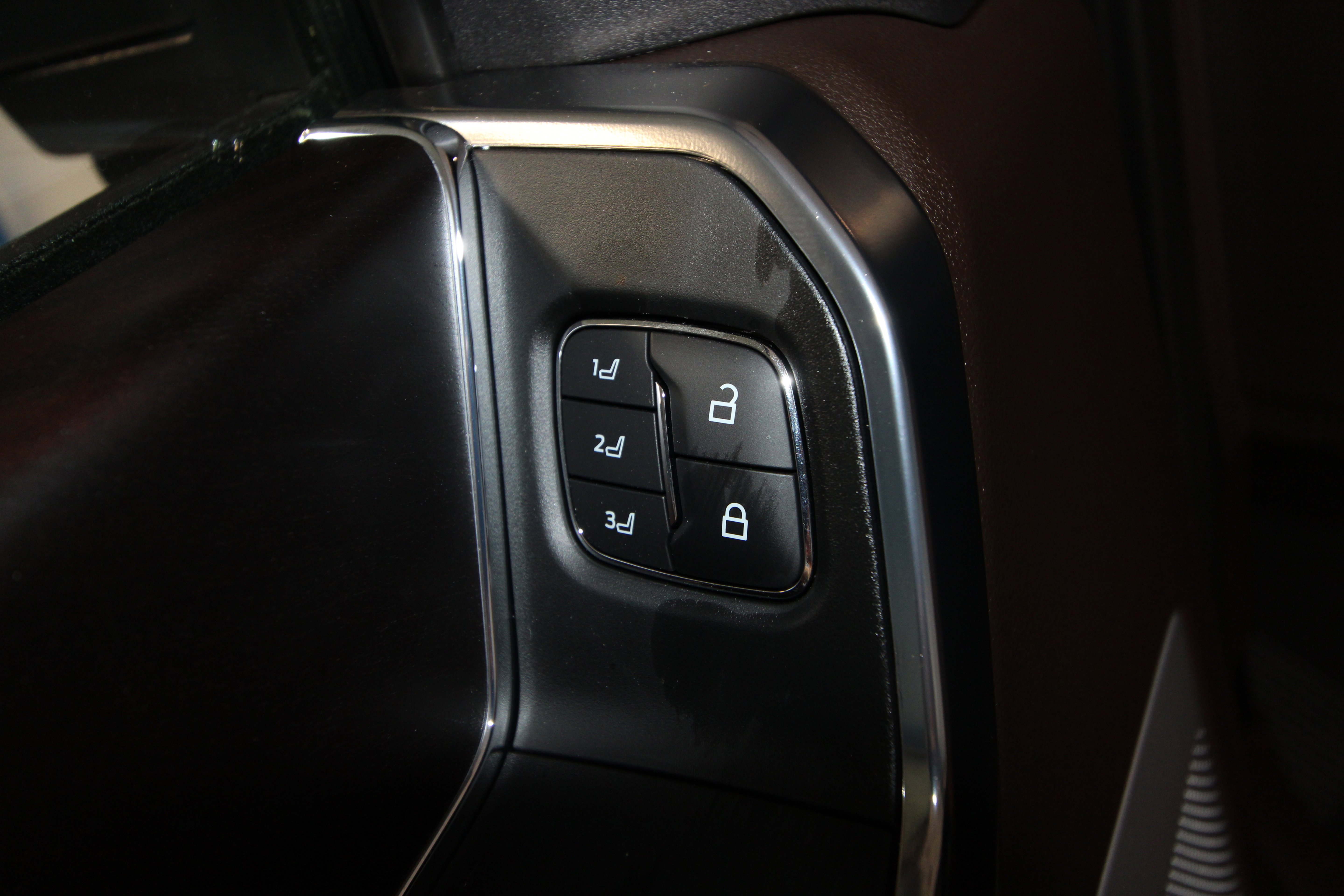 New 2025 Ford F350 King Ranch image 8