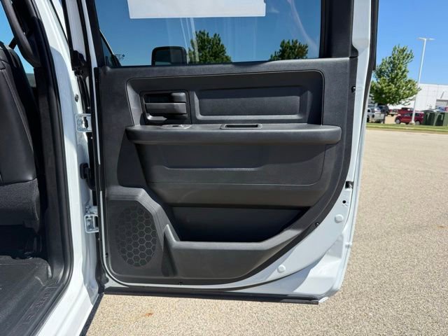 New 2026 RAM 5500 Tradesman w/ Chrome Appearance Group AWD/4WD image 14