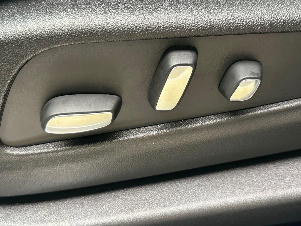 New 2025 Cadillac XT5 Sportv w/ Technology Package image 22