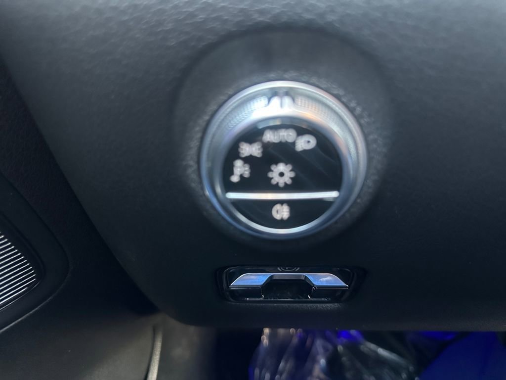 Used 2022 Mercedes-Benz C 300 4MATIC Sedan image 18