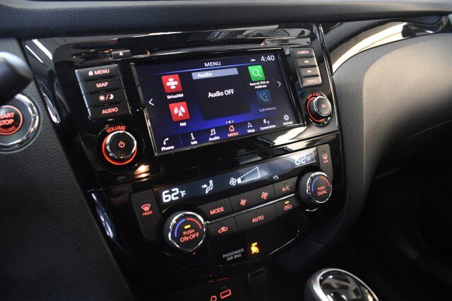 Used 2022 Nissan Rogue Sport SL AWD/4WD image 28