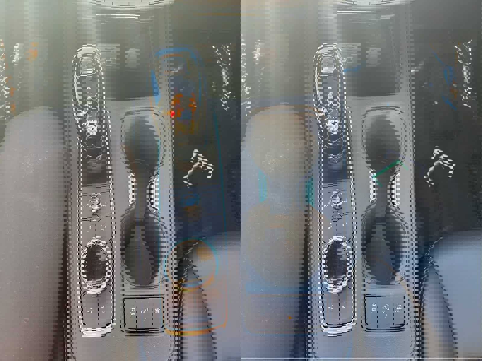 Used 2023 Cadillac XT4 Premium Luxury w/ Sun And Sound Package image 18