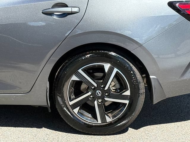 Used 2025 Nissan Sentra SV FWD image 7