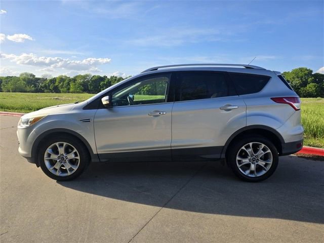 Used 2015 Ford Escape Titanium FWD image 3