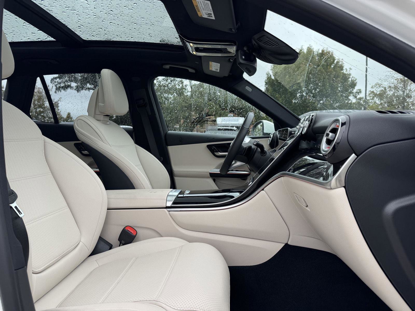 Certified 2025 Mercedes-Benz GLC 300 image 33