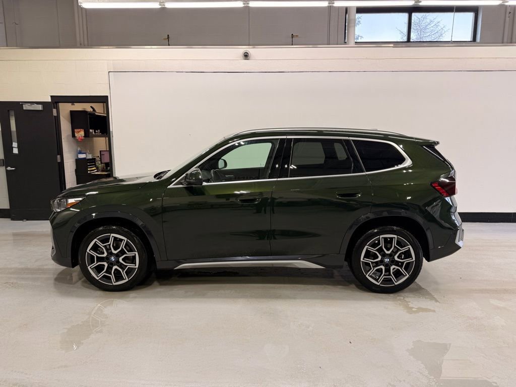 Used 2025 BMW X1 xDrive28i image 2