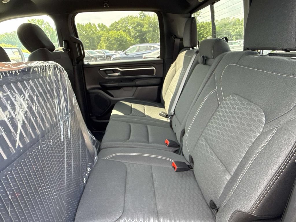 New 2026 RAM 1500 Big Horn w/ Night Edition AWD/4WD image 15
