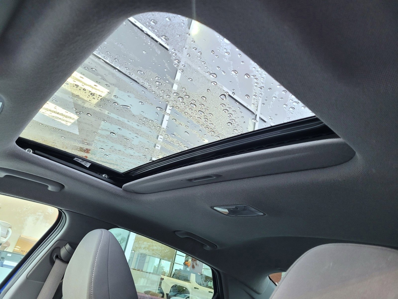 Used 2024 Hyundai Elantra SEL w/ Convenience Package image 17