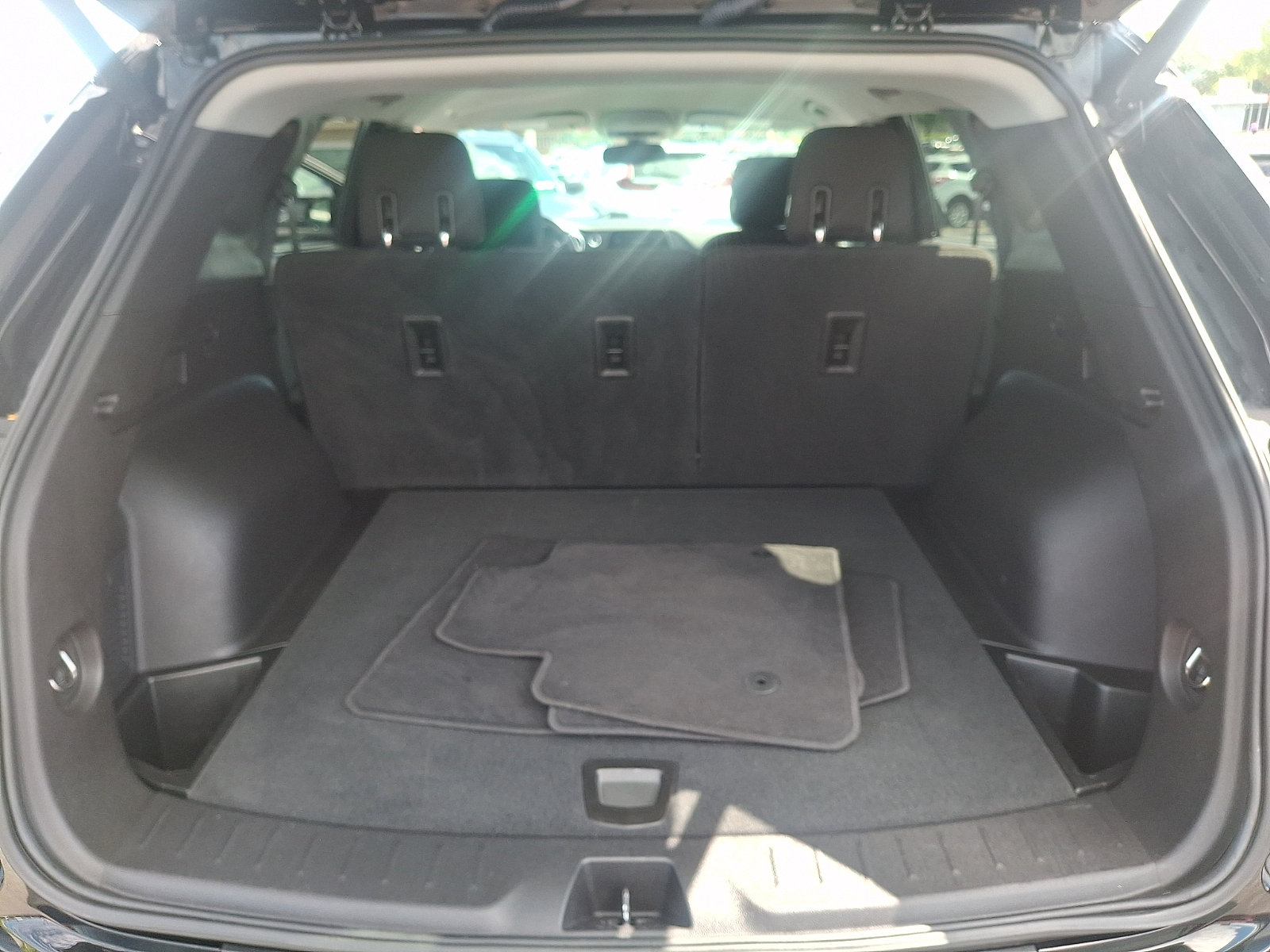 Used 2019 Chevrolet Blazer LT AWD/4WD image 28