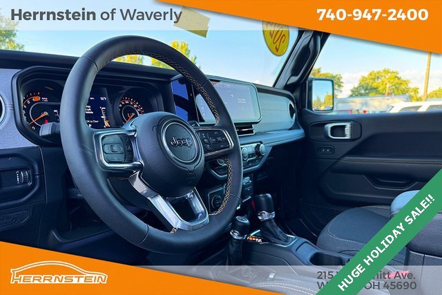 Used 2024 Jeep Wrangler Sahara image 19