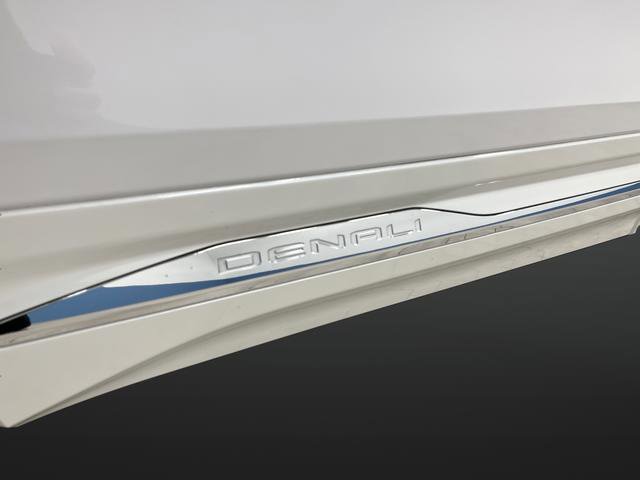 Used 2024 GMC Terrain Denali w/ Denali Premium Package image 38