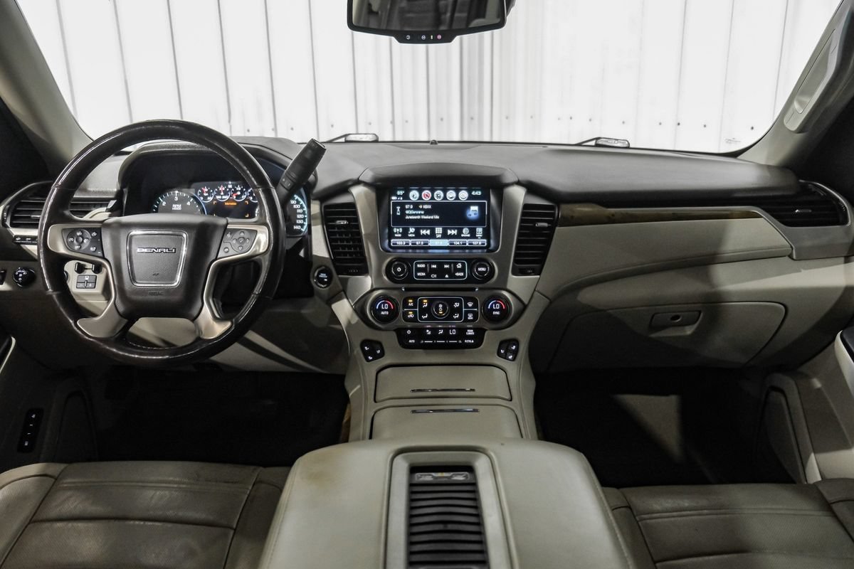Used 2017 GMC Yukon XL Denali w/ Open Road Package AWD/4WD image 13