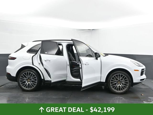 Used 2022 Porsche Cayenne image 60