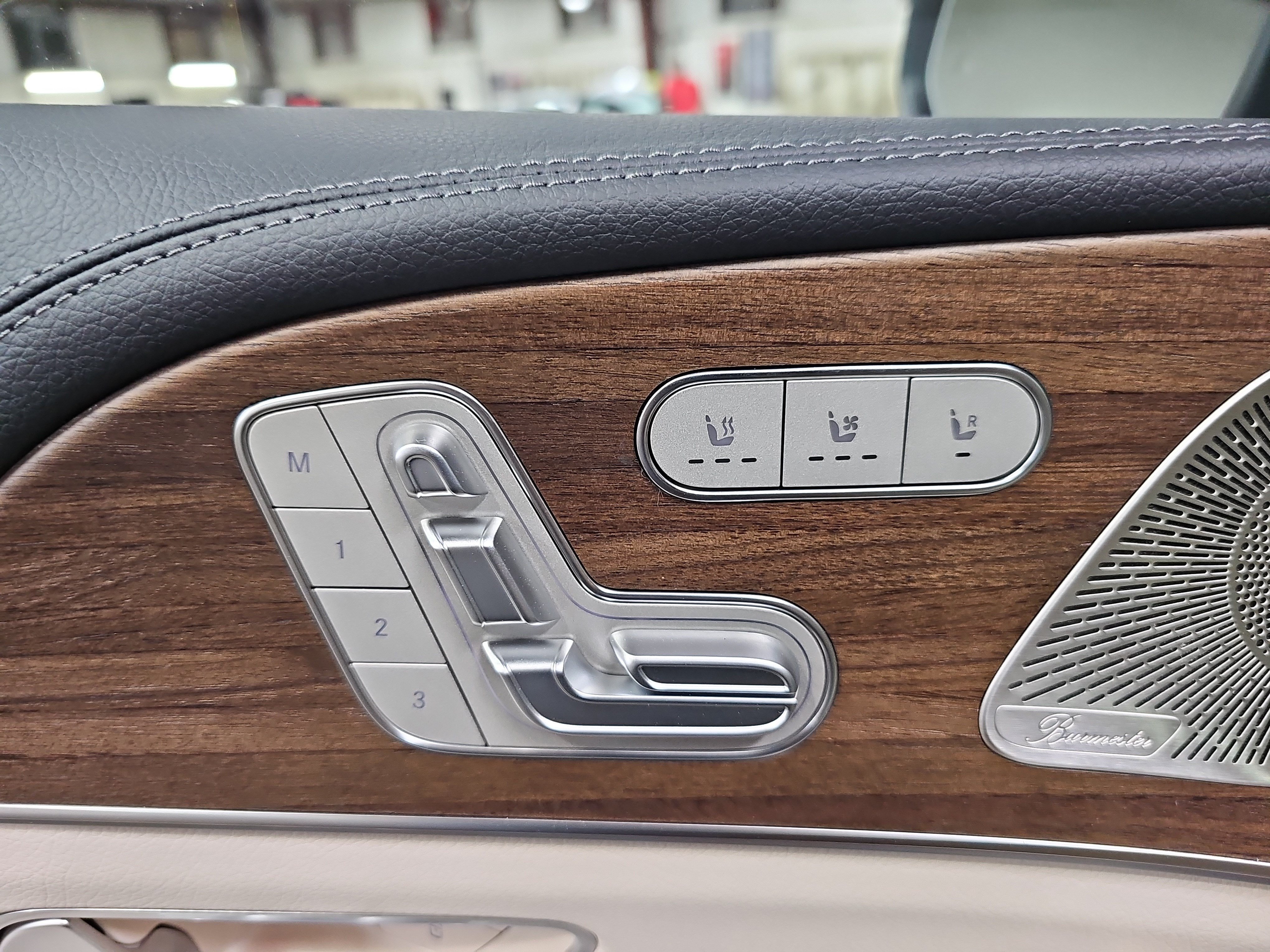 New 2026 Mercedes-Benz GLS 450 4MATIC image 31