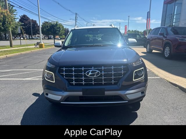 Used 2023 Hyundai Venue Limited FWD image 9
