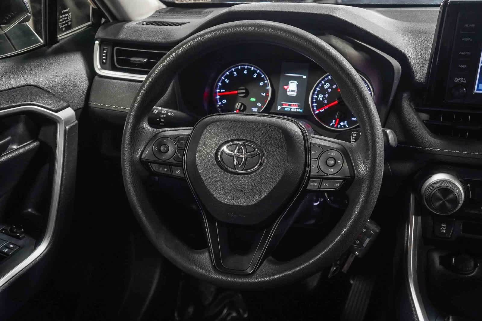 Certified 2019 Toyota RAV4 LE w/ Carpet Mat Package FWD image 16