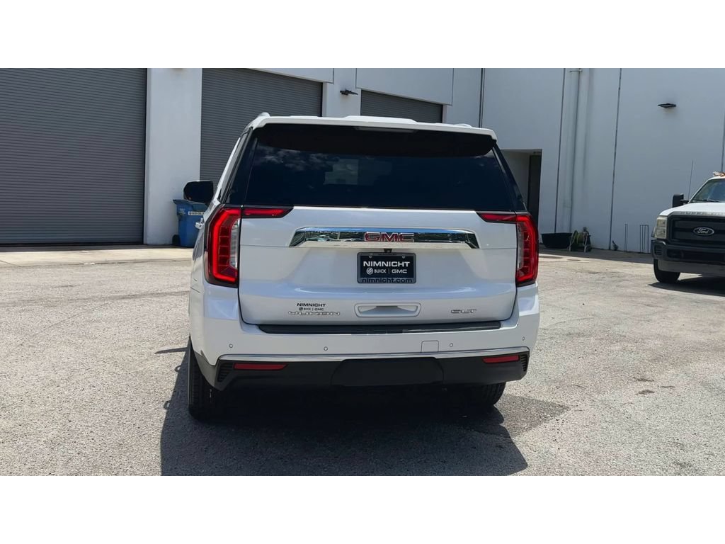Certified 2022 GMC Yukon SLT w/ SLT Premium Package AWD/4WD image 7