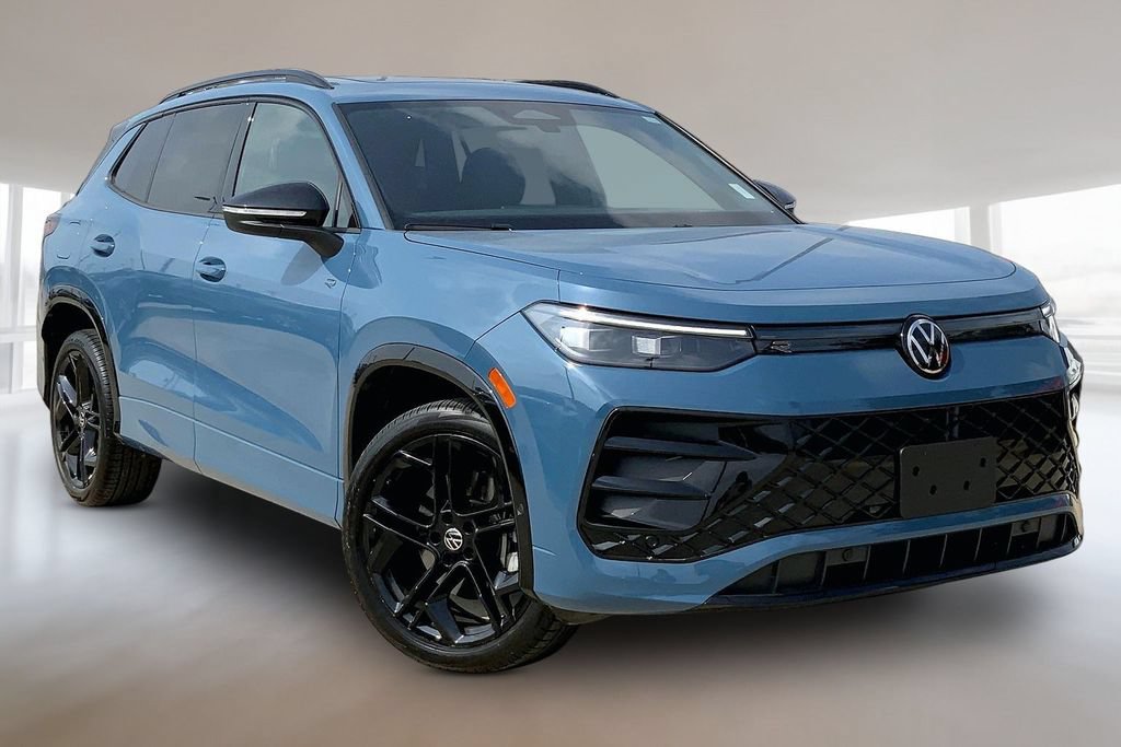Certified 2025 Volkswagen Tiguan SE R-Line AWD/4WD image 11