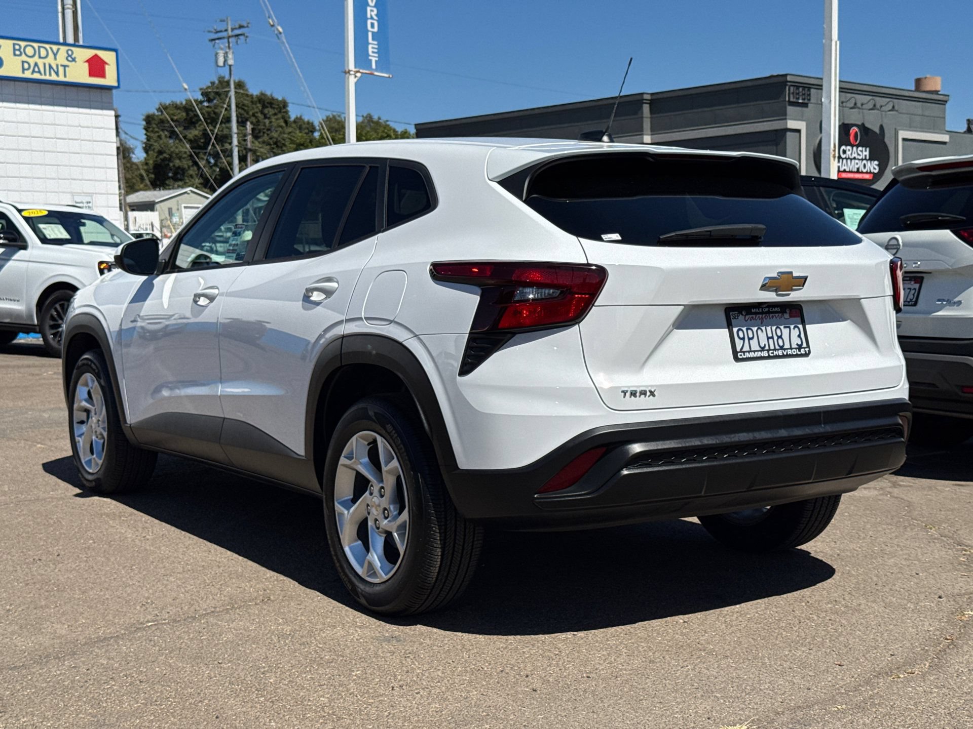 Used 2024 Chevrolet Trax LS w/ LS Convenience Package FWD image 8