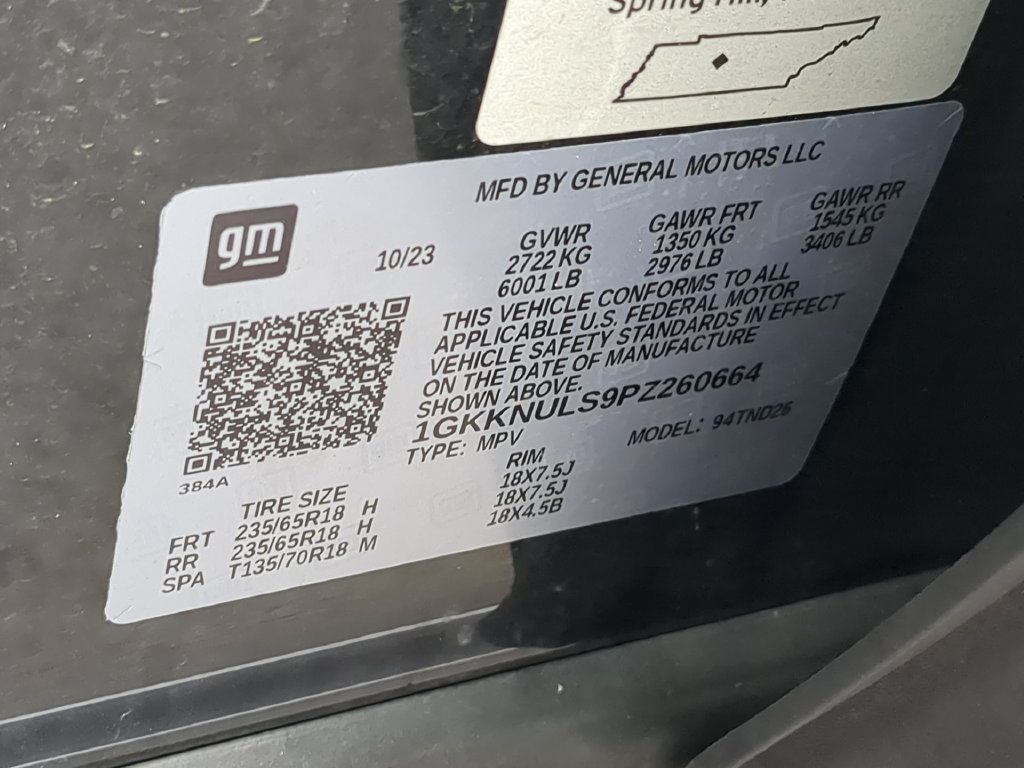 Used 2023 GMC Acadia SLT w/ LPO, Floor Liner Package AWD/4WD image 32