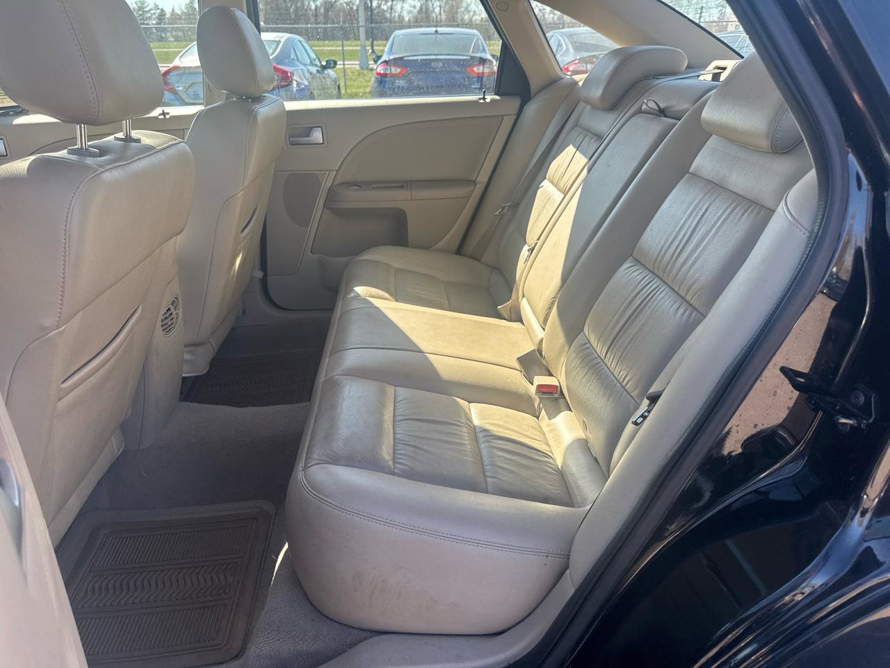 Used 2006 Ford Five Hundred Limited image 11