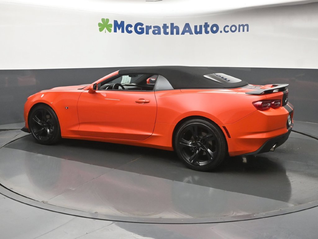 Used 2021 Chevrolet Camaro LT RWD image 22