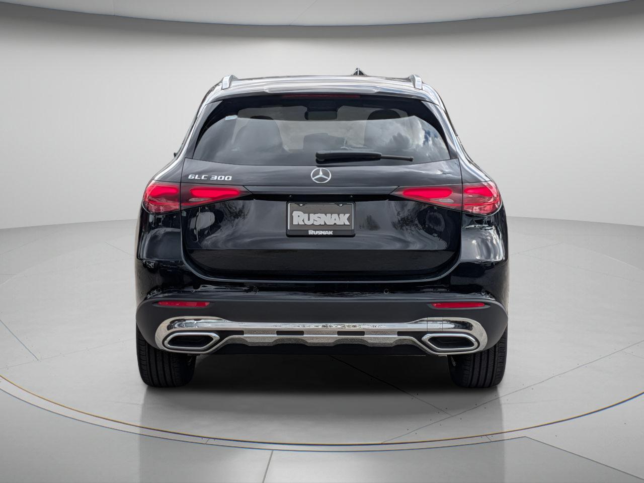 New 2027 Mercedes-Benz GLC 300 image 4