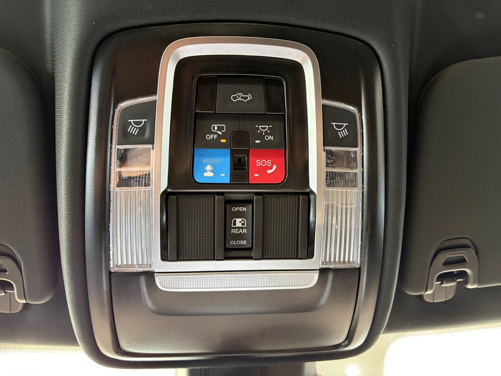 New 2027 RAM 1500 Laramie w/ Night Edition AWD/4WD image 27