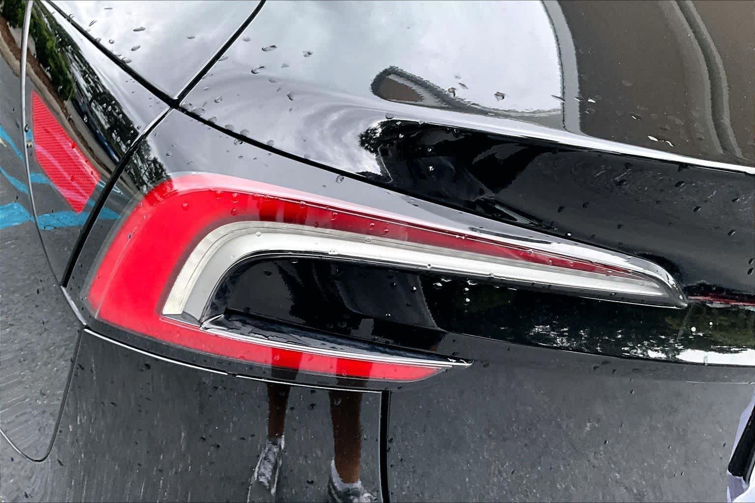 Used 2025 Tesla Model 3 Long Range RWD image 37