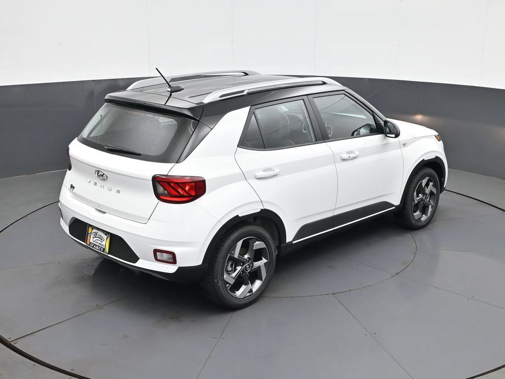 New 2026 Hyundai Venue SEL FWD image 17