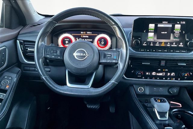 Used 2022 Nissan Rogue Platinum w/ Head-Up Display Package image 8