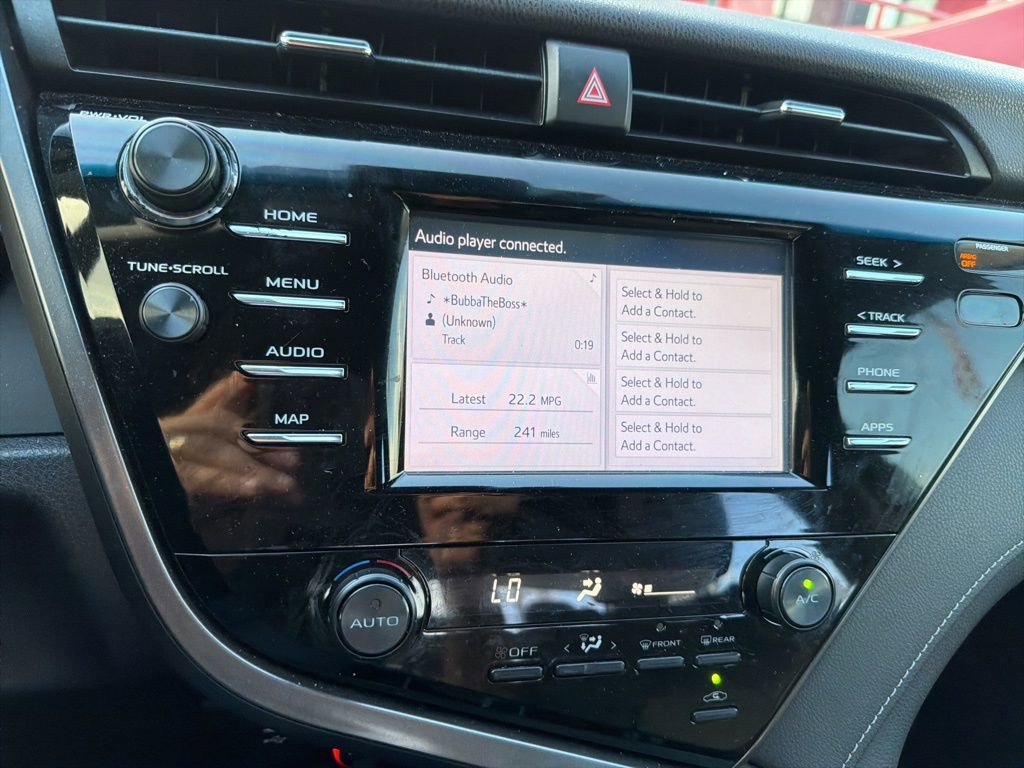 Used 2019 Toyota Camry SE image 5