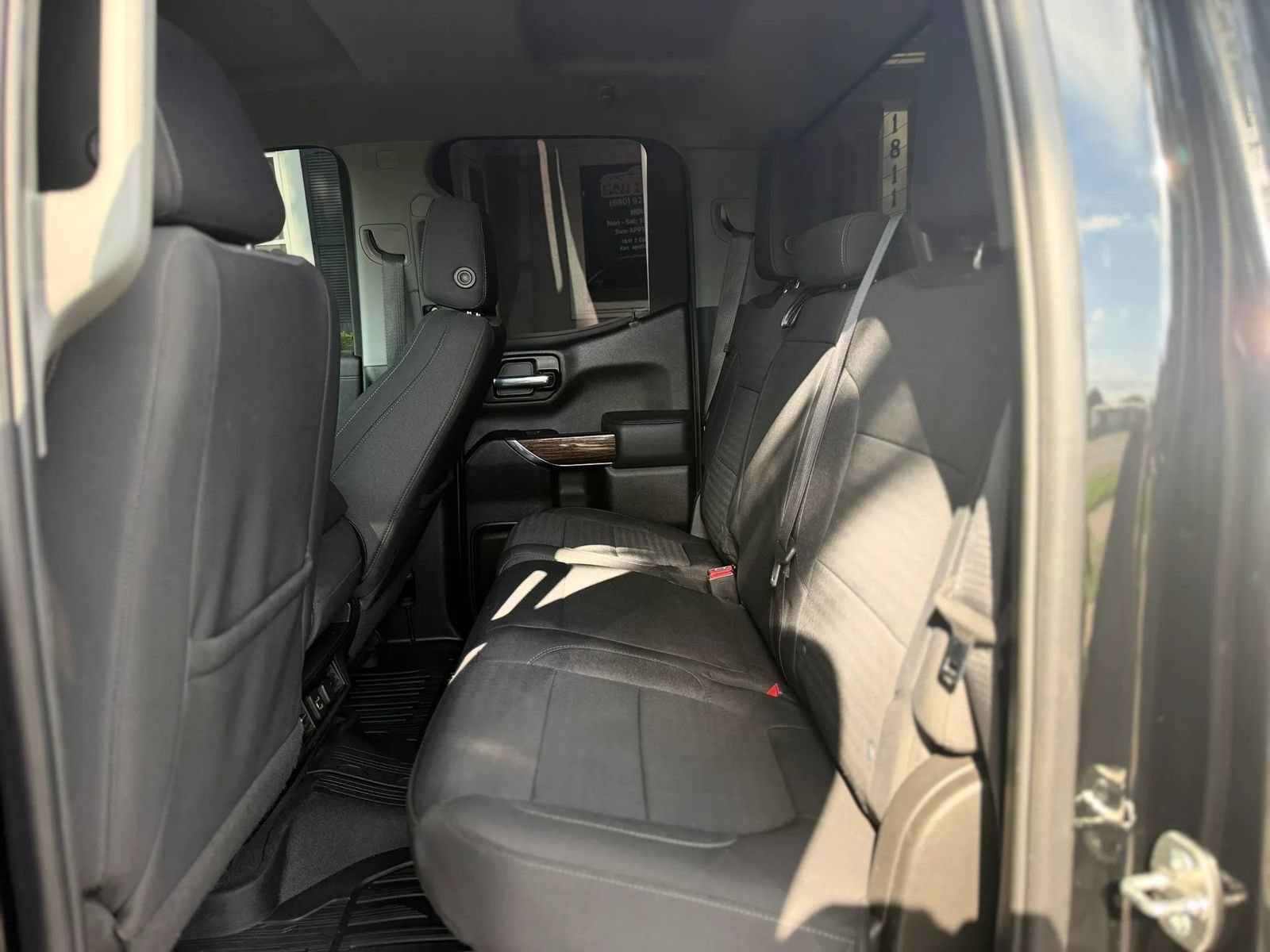Used 2022 GMC Sierra 1500 SLE AWD/4WD image 11