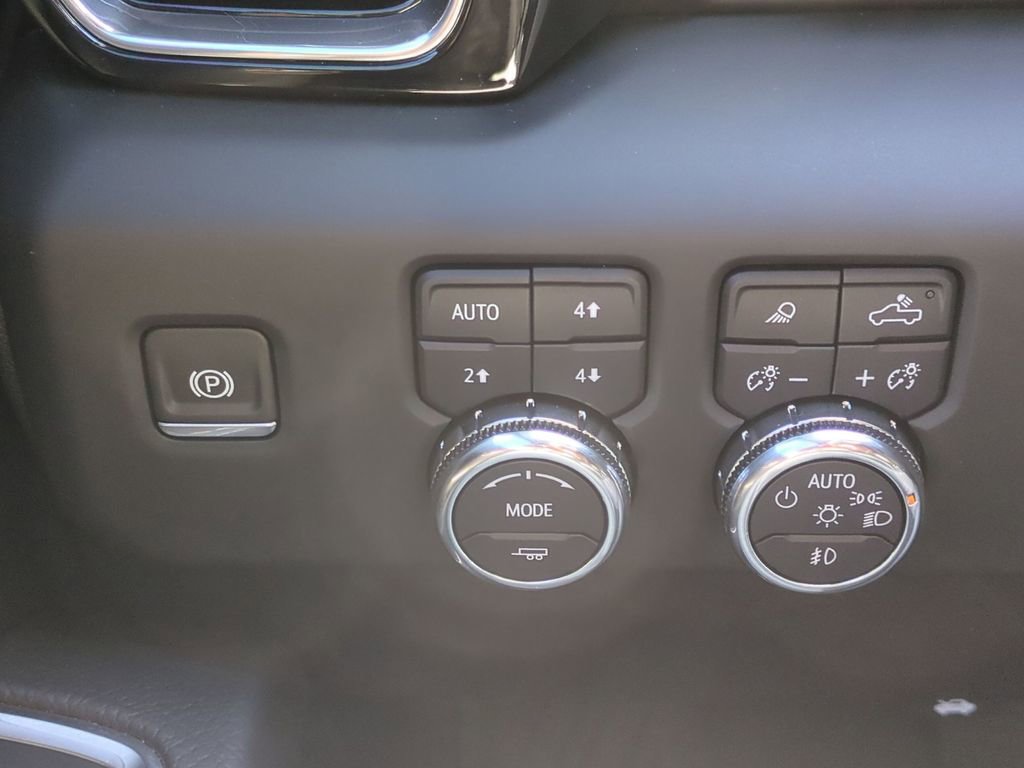 Used 2025 GMC Sierra 1500 Denali w/ Denali Reserve Package AWD/4WD image 24