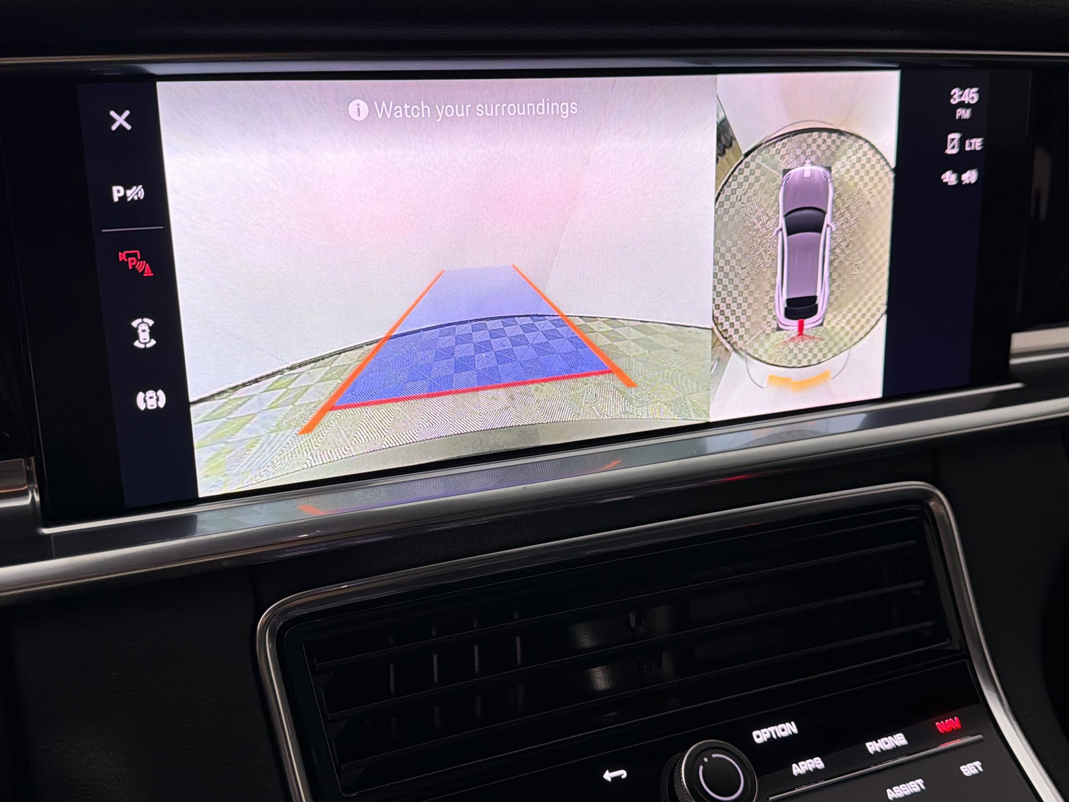 Certified 2023 Porsche Panamera 4 AWD/4WD image 26