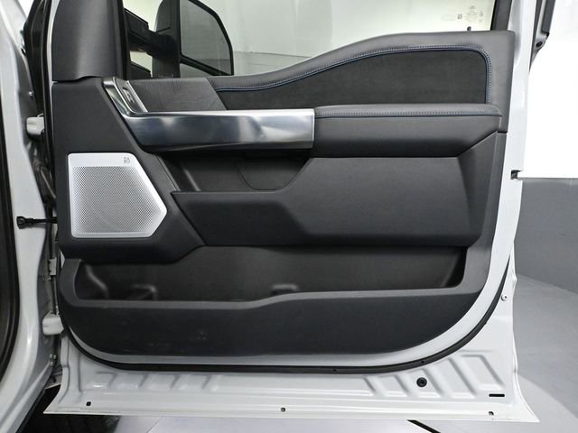 Used 2025 Ford F250 Platinum w/ FX4 Off-Road Package image 49