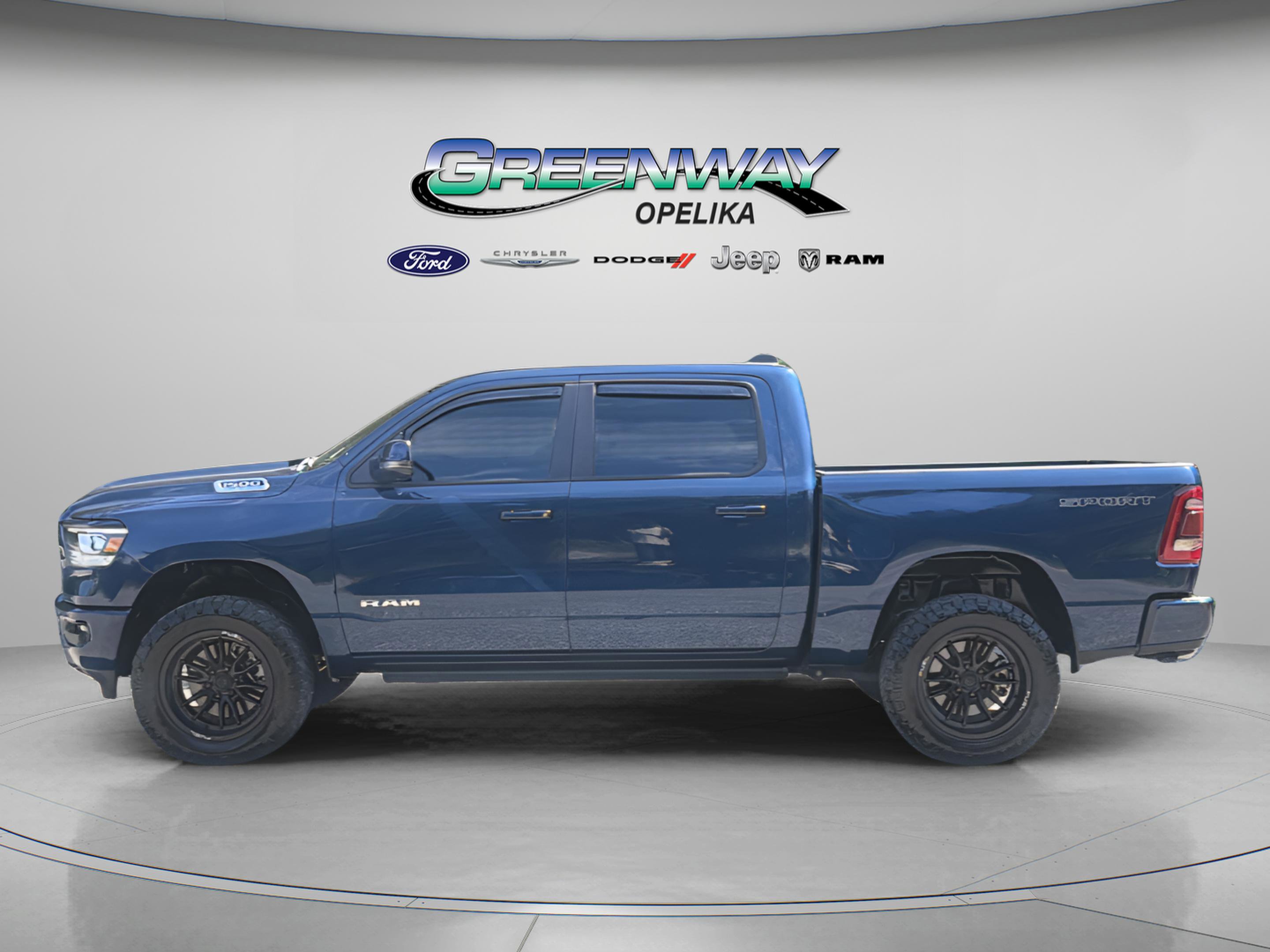 Used 2023 RAM 1500 Big Horn AWD/4WD image 4